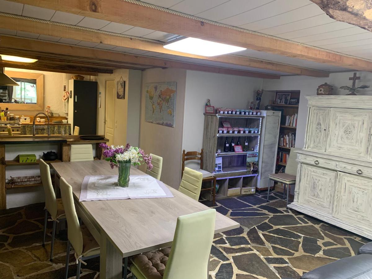 Saint-Chély-dʼAubrac Chambres D'Hotes Le Lepadou-Bas المظهر الخارجي الصورة