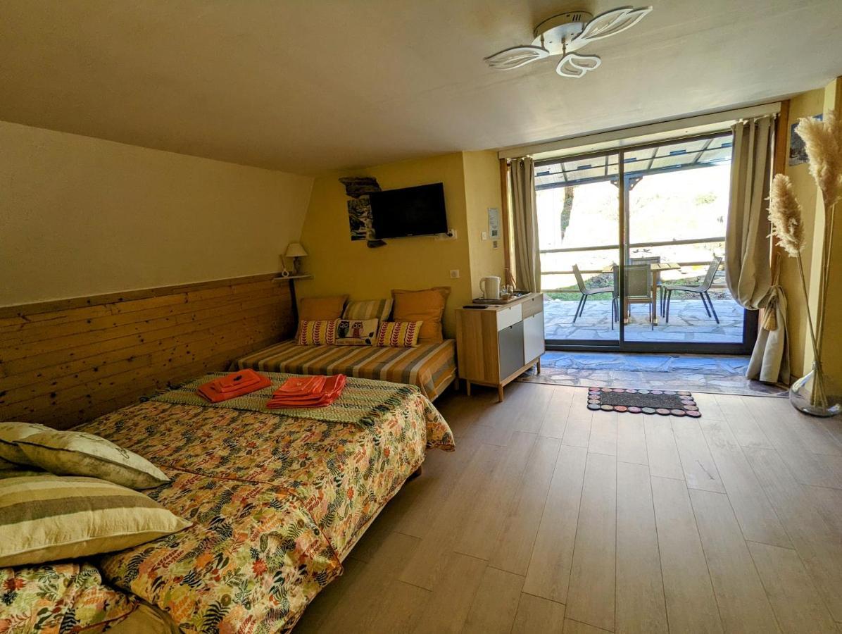Saint-Chély-dʼAubrac Chambres D'Hotes Le Lepadou-Bas المظهر الخارجي الصورة