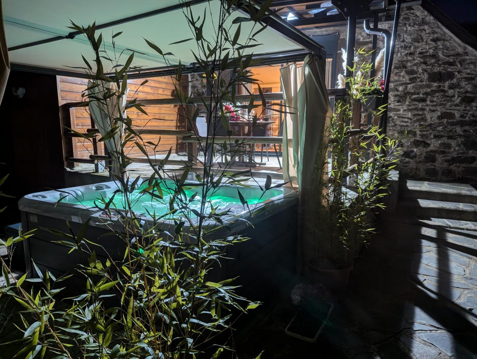 Saint-Chély-dʼAubrac Chambres D'Hotes Le Lepadou-Bas المظهر الخارجي الصورة